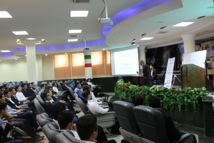 برگزاری کارگاه آموزشی به مناسبت هفته جهانی کار آفرینی